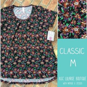 NEW LuLaRoe Classic T - Medium